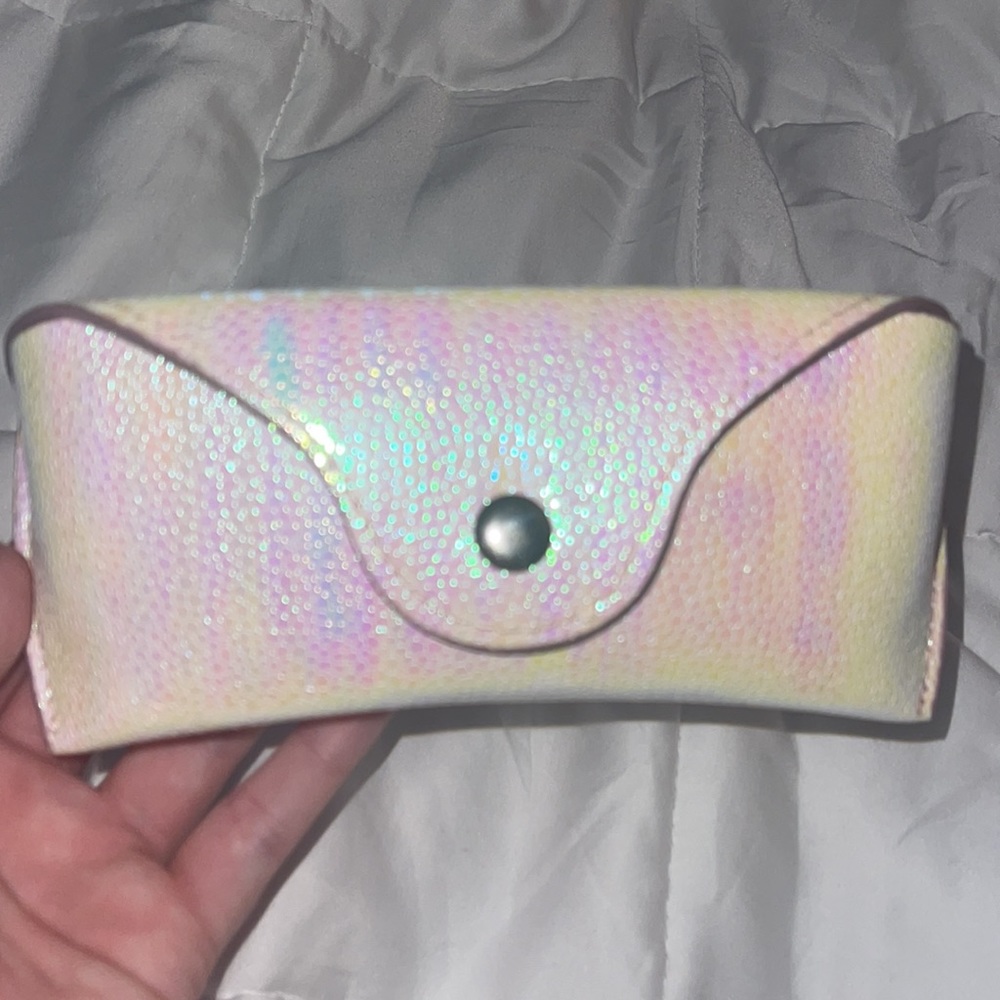 Sunglasses case